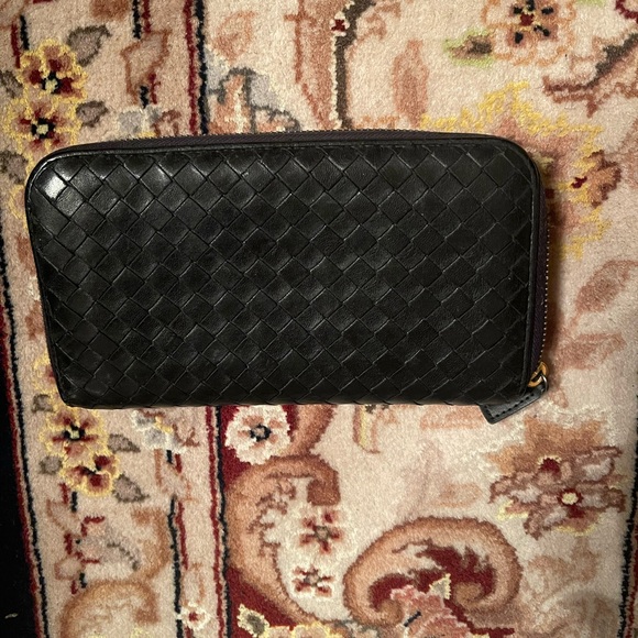 🍁SOLD🍁Bottega Veneta Black Intrecciato Leather Wallet - Picture 3 of 13